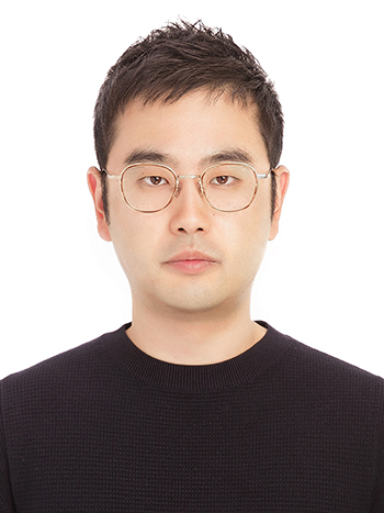 안홍 선생님 사진